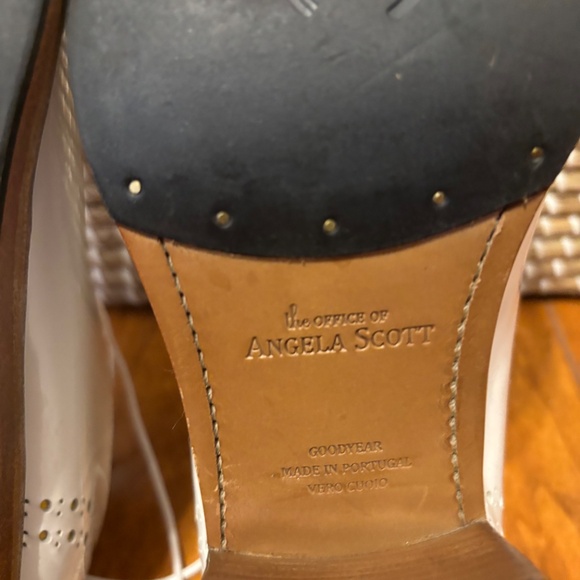 Office of Angela Scott - Hazel Loafers pristine condition - Picture 10 of 13